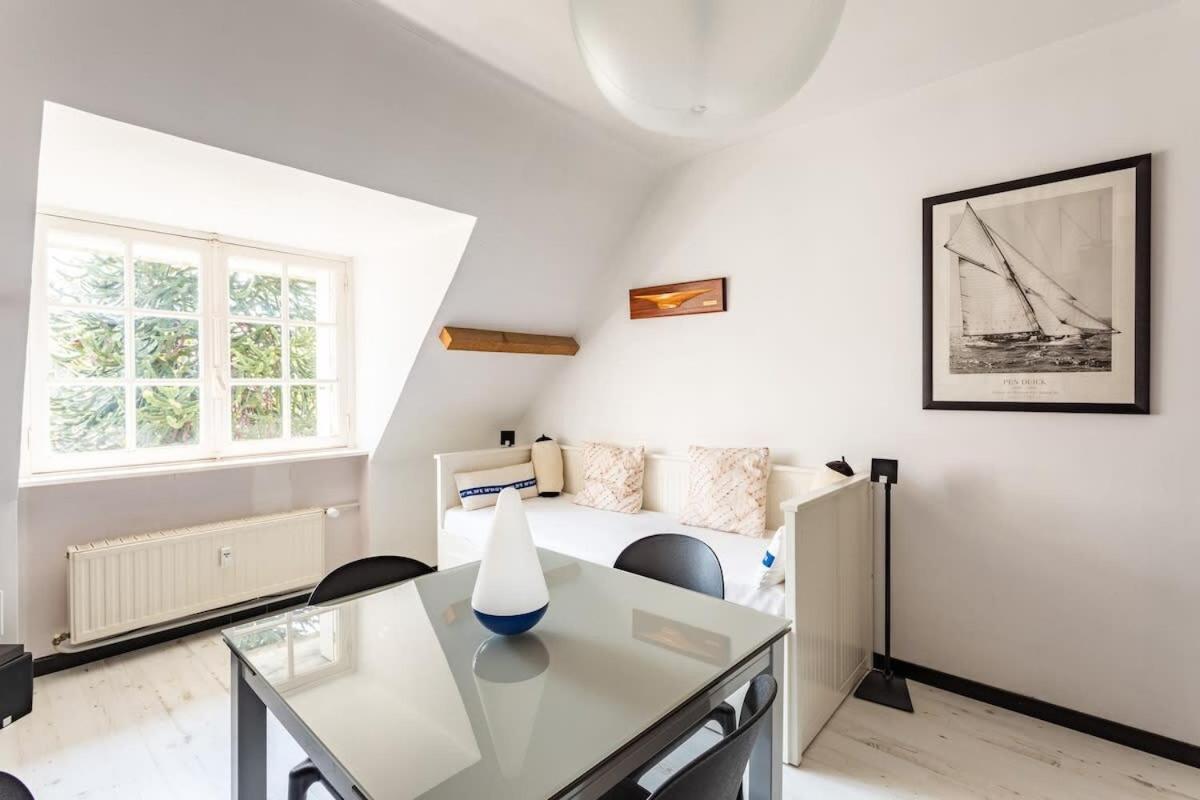 Le Capucin - Petit Duplex Avec Place De Parking Dinard Exterior foto